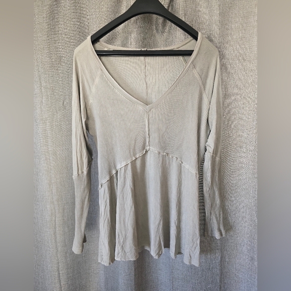 POL Mineral Wash Ribbed Long Sleeve V-Neck neck Top Moss green Size L - Picture 2 of 5